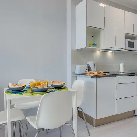 1204 Spectacular View Studio Refurbished New * Playa Paraíso